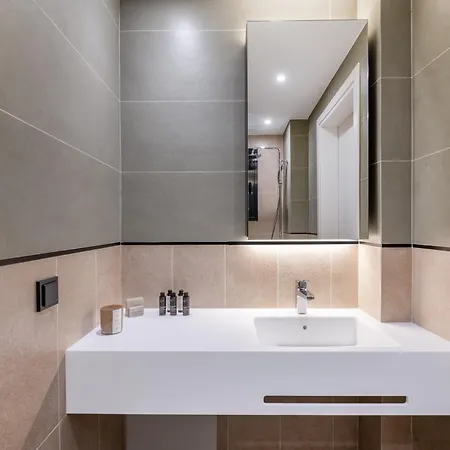 Exceptional Living Lofts By Upstreet Athens