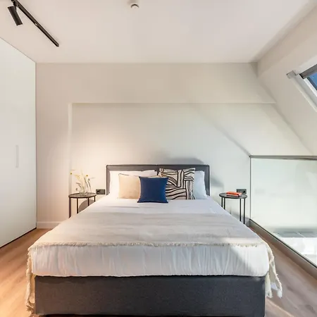 Exceptional Living Lofts By Upstreet *