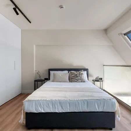 Apartment Exceptional Living Lofts By Upstreet