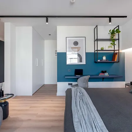 Exceptional Living Lofts By Upstreet